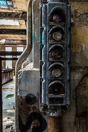 _4168225