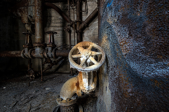 _4168211