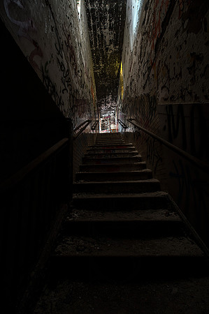 _4154083