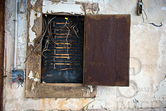 _4135948