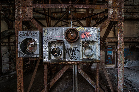 _4168198